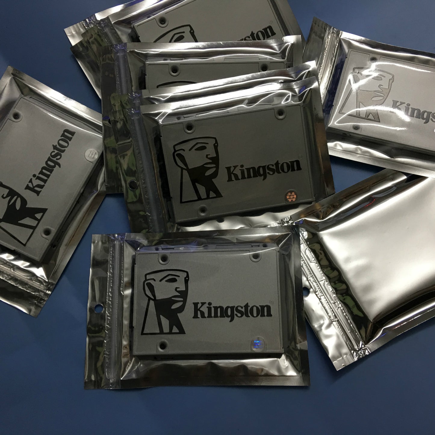 Kingston SSD solid state hard disk factory wholesale 120G 240G SSD capacity can be customized special package mail