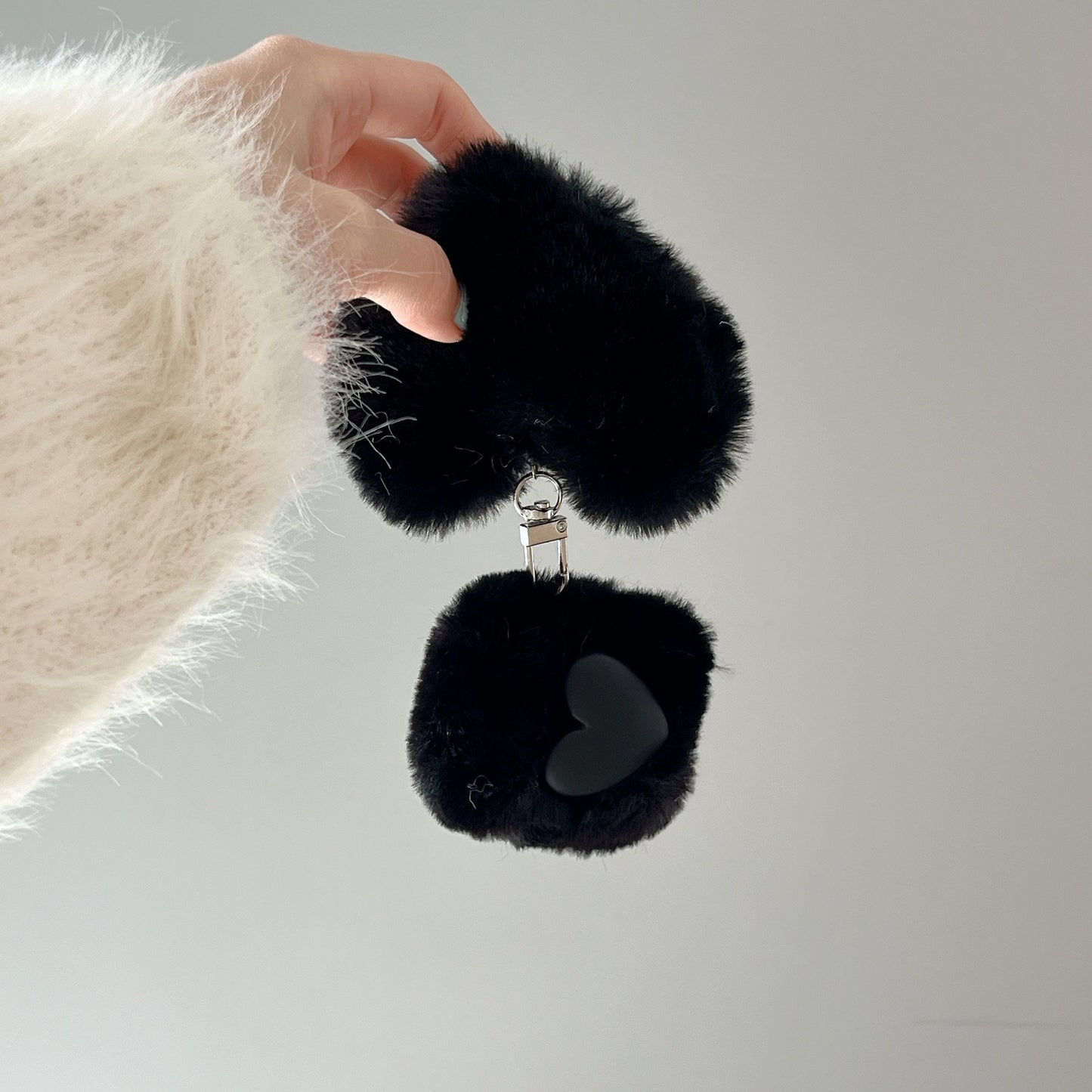 Plush Loving Heart Bluetooth Headphone Case